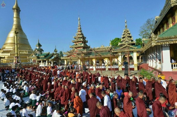 Chùm ảnh Lễ Dâng Y Kathina tại thành phố Dawei, Myanmar