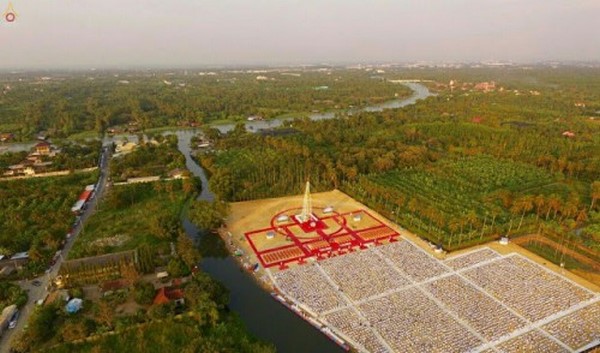 Thái Lan: Thiền sư Mongkhonthepmuni 08 pho tượng vàng ròng tôn trí các nơi khác nhau