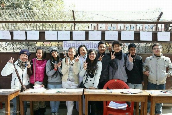 Nepal: Phật giáo tổ chức xuất gia gieo duyên và nhiễu hành quanh Thành phố Kathmandu