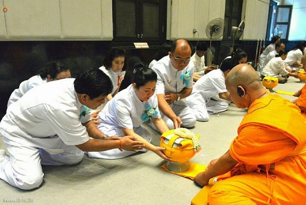 Thái Lan: Chùm ảnh Tu viện Dhammakaya tổ chức cho người Campuchia xuất gia