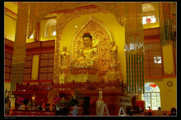 Danh thắng Linh Nghiêm sơn tự Canada