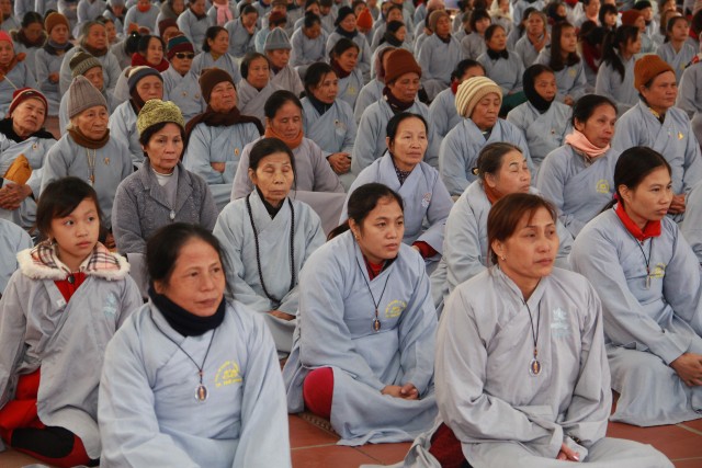 Thái Bình: Lễ quy y Tam Bảo, thế phát xuất gia tại chùa Từ Xuyên