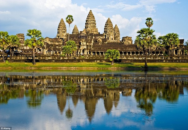 Kiến trúc mới được phát hiện Đề nghị Angkor Wat lớn hơn theo suy nghĩ trước đây