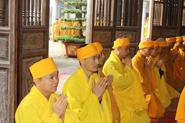 Nam Định: Chùa Tiên Hương lễ tưởng niệm và cung nghinh xá lợi lưu nhập bảo tháp