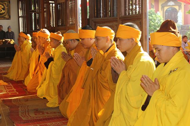 Nam Định: Chùa Tiên Hương lễ tưởng niệm và cung nghinh xá lợi lưu nhập bảo tháp