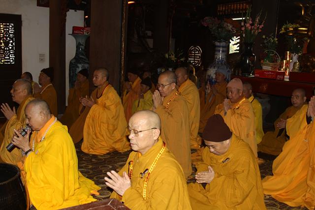 Nam Định: Chùa Tiên Hương lễ tưởng niệm và cung nghinh xá lợi lưu nhập bảo tháp