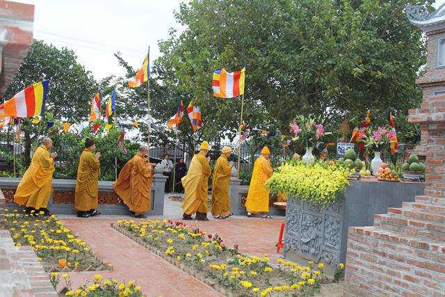 Nam Định: Chùa Tiên Hương lễ tưởng niệm và cung nghinh xá lợi lưu nhập bảo tháp