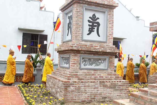 Nam Định: Chùa Tiên Hương lễ tưởng niệm và cung nghinh xá lợi lưu nhập bảo tháp