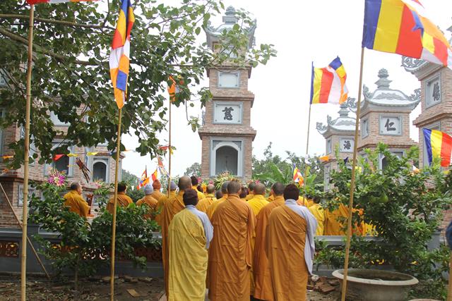 Nam Định: Chùa Tiên Hương lễ tưởng niệm và cung nghinh xá lợi lưu nhập bảo tháp