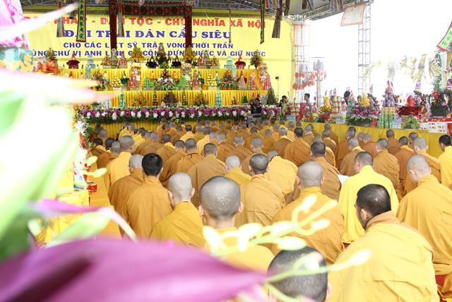 Hội thảo khoa học “Phật giáo Trúc Lâm hội tụ và lan toả