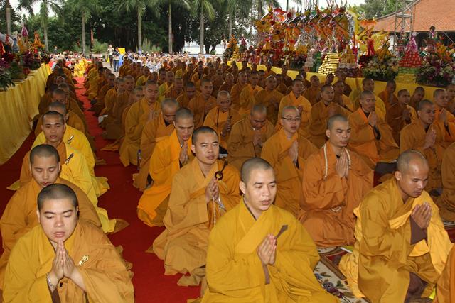 Hội thảo khoa học “Phật giáo Trúc Lâm hội tụ và lan toả