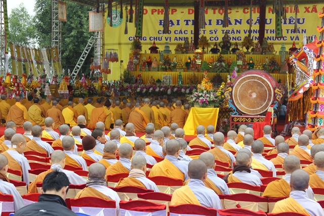Hội thảo khoa học “Phật giáo Trúc Lâm hội tụ và lan toả