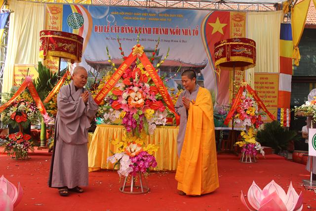 Hà Nam: Đại lễ cắt băng khánh thành Tổ đường chùa Hòa Mạc