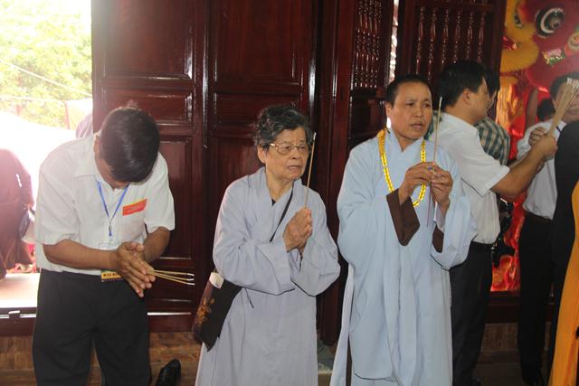 Hà Nam: Đại lễ cắt băng khánh thành Tổ đường chùa Hòa Mạc