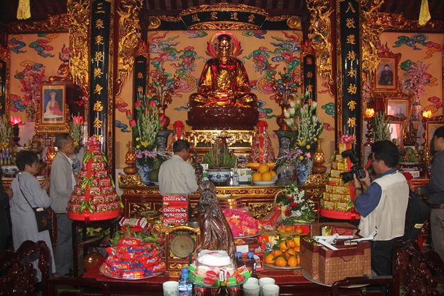 Hà Nam: Đại lễ cắt băng khánh thành Tổ đường chùa Hòa Mạc