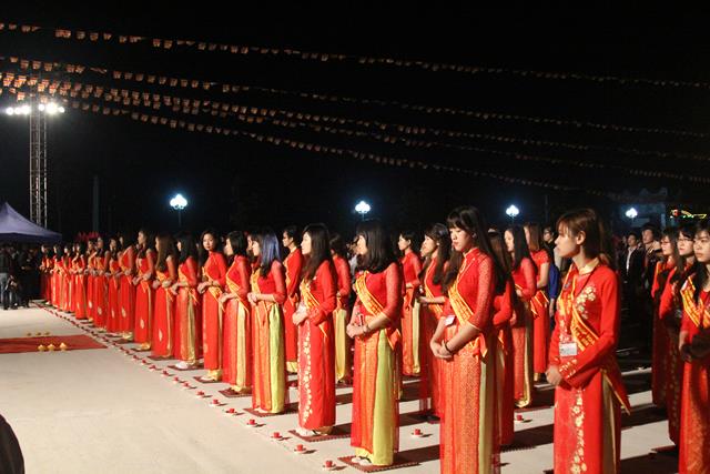Thiêng liêng đêm hội hoa đăng “Phật giáo Trúc Lâm hội tụ và lan toả”