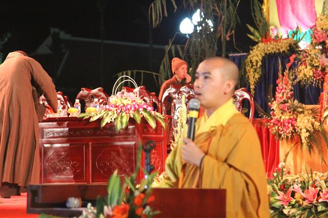 Thiêng liêng đêm hội hoa đăng “Phật giáo Trúc Lâm hội tụ và lan toả”