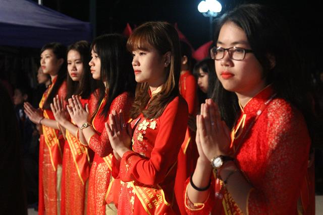 Thiêng liêng đêm hội hoa đăng “Phật giáo Trúc Lâm hội tụ và lan toả”