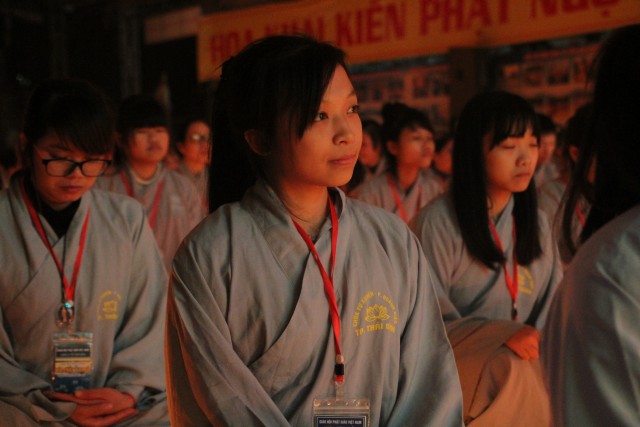 Thái Bình: Đêm hoa đăng vía Phật Di Đà tại chùa Từ Xuyên