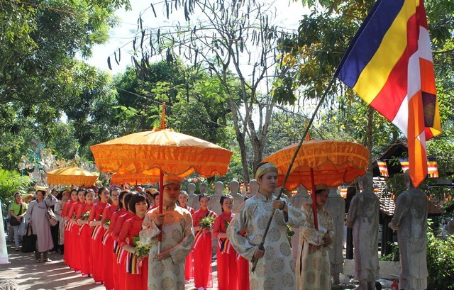 Đồng Nai: Đại lễ dâng Y Kathina  tại Thiền Viện Phước Sơn