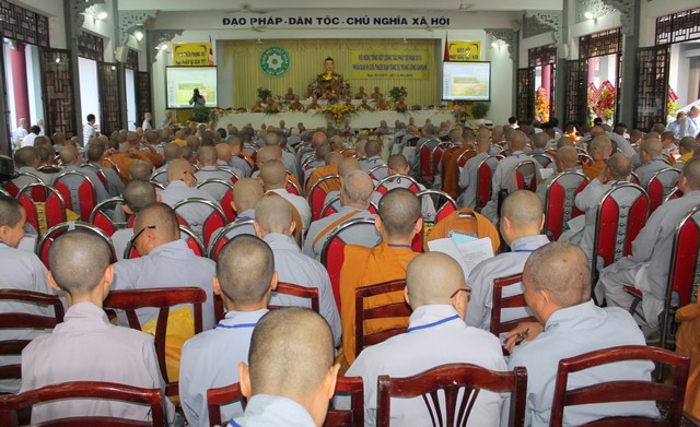 TP. HCM: Phân Ban Ni giới T.Ư tổng kết công tác Phật sự 2015