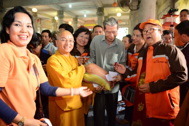Quỹ Đạo Phật Ngày Nay: Hơn 1,5 tỷ đồng hỗ trợ nạn nhân chất độc da cam và xây dựng chùa tại Quảng Ngãi
