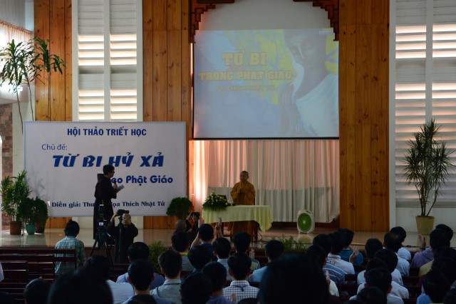 TT. Thích Nhật Từ chia sẻ về lòng từ bi tại Chủng Viện Phanxicô