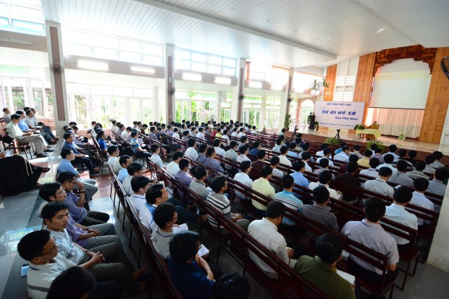 TT. Thích Nhật Từ chia sẻ về lòng từ bi tại Chủng Viện Phanxicô