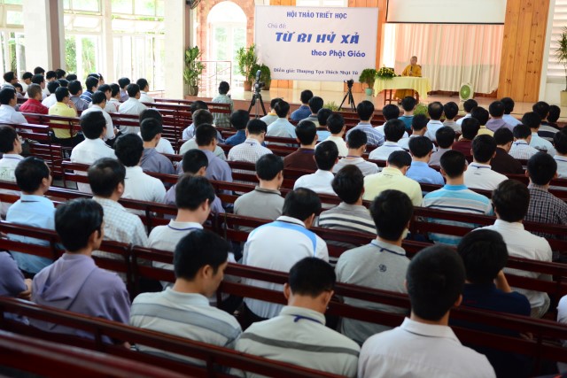 TT. Thích Nhật Từ chia sẻ về lòng từ bi tại Chủng Viện Phanxicô