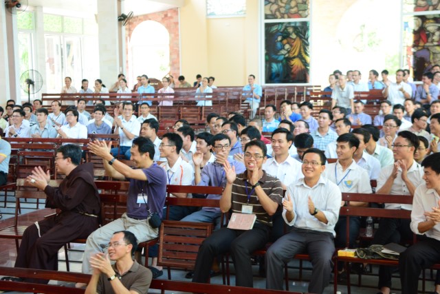 TT. Thích Nhật Từ chia sẻ về lòng từ bi tại Chủng Viện Phanxicô