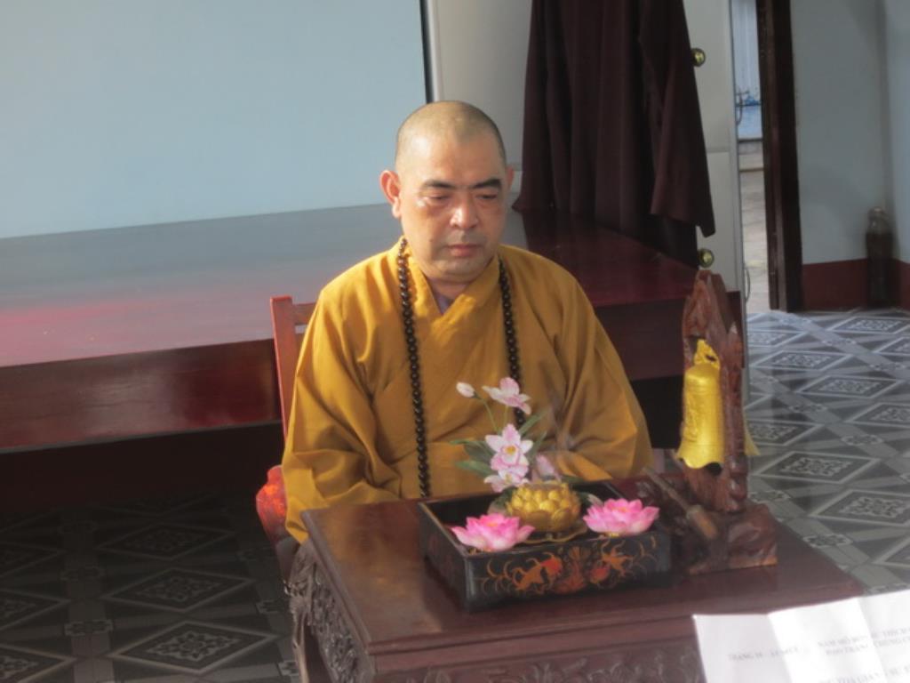 Khóa tu dành cho người khiếm thị tại chùa Minh Châu