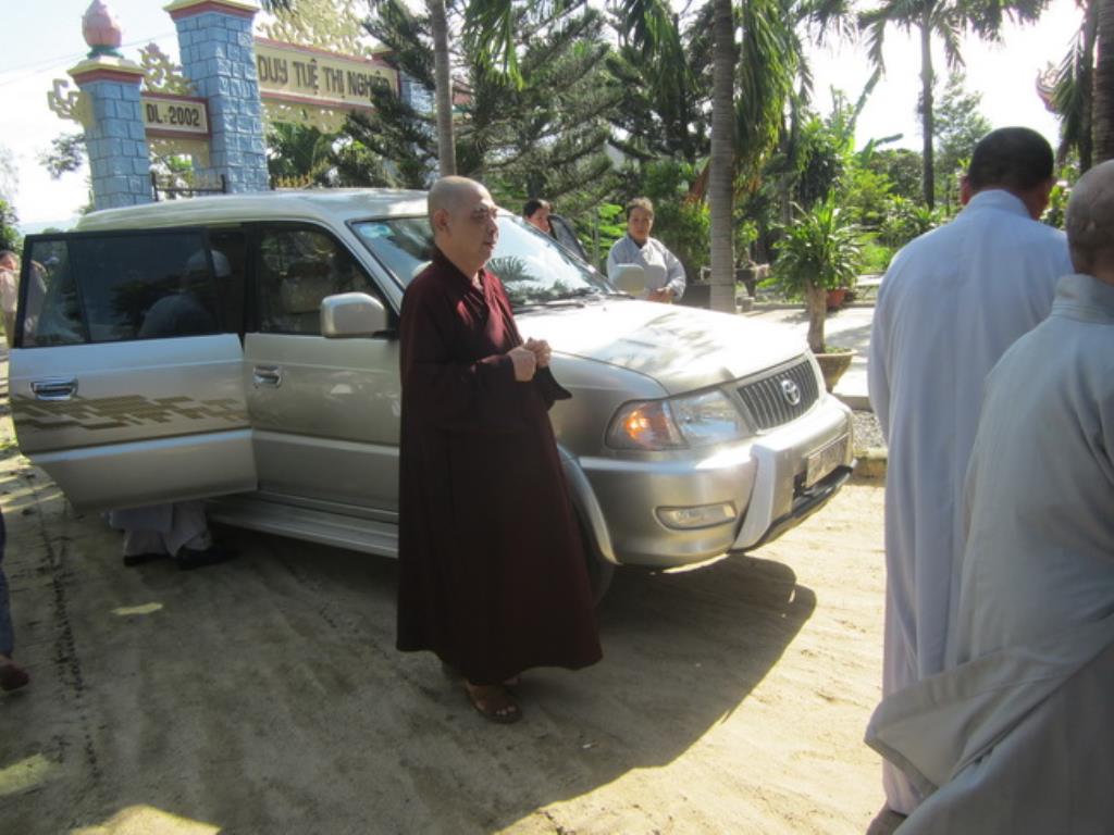 Khóa tu dành cho người khiếm thị tại chùa Minh Châu