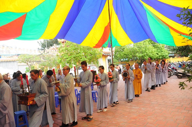 Hải Phòng: TT. Thích Nhật Từ chia sẻ Pháp đàm tại chùa Hào Quang