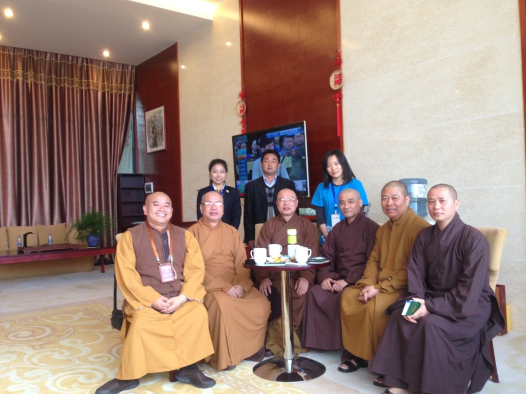 Ba trăm năm mươi năm sau Tổ đức linh thiêng đã dẫn lối cho chúng con về để đạo mạch lại tiếp nối