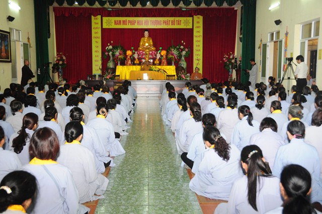 Hải Phòng: TT. Thích Nhật Từ chia sẻ Pháp đàm tại chùa Hào Quang