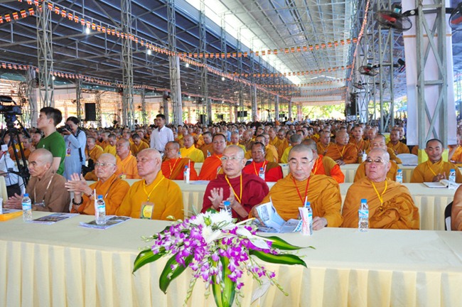 Trang nghiêm Bế mạc Hội thảo Hoằng pháp toàn quốc năm 2015