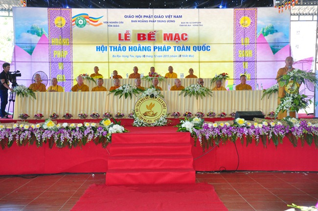 Trang nghiêm Bế mạc Hội thảo Hoằng pháp toàn quốc năm 2015