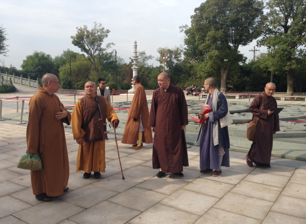 Ba trăm năm mươi năm sau Tổ đức linh thiêng đã dẫn lối cho chúng con về để đạo mạch lại tiếp nối