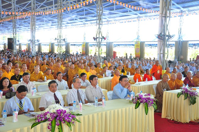 Trang nghiêm Bế mạc Hội thảo Hoằng pháp toàn quốc năm 2015