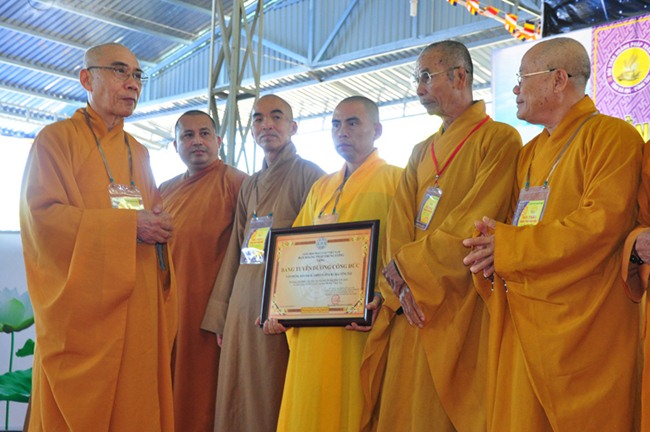 Trang nghiêm Bế mạc Hội thảo Hoằng pháp toàn quốc năm 2015