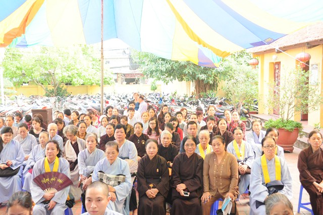 Hải Phòng: TT. Thích Nhật Từ chia sẻ Pháp đàm tại chùa Hào Quang