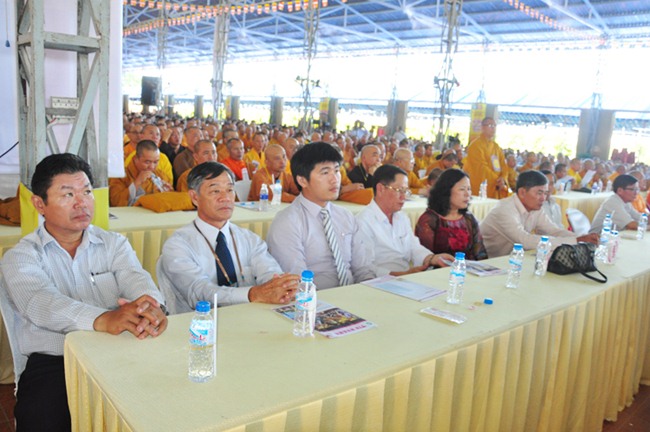 Trang nghiêm Bế mạc Hội thảo Hoằng pháp toàn quốc năm 2015