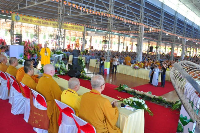 Trang nghiêm Bế mạc Hội thảo Hoằng pháp toàn quốc năm 2015