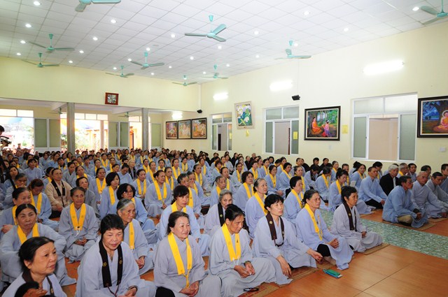 Hải Phòng: TT. Thích Nhật Từ chia sẻ Pháp đàm tại chùa Hào Quang