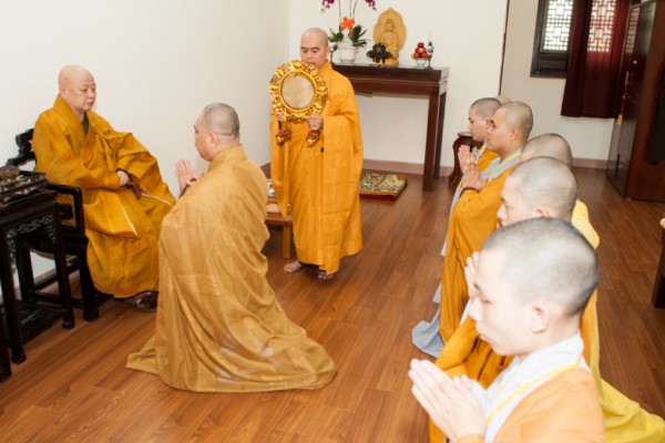 Hình Ảnh: Đại Giới Đàn Trí Đức-Giáo Giới Hành Nghi-Tuần Chiếu