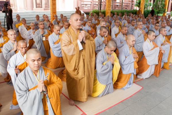 Hình Ảnh: Đại Giới Đàn Trí Đức-Giáo Giới Hành Nghi-Tuần Chiếu