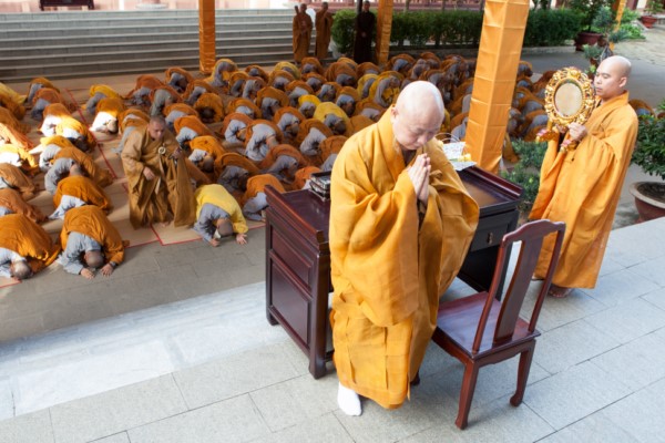 Hình Ảnh: Đại Giới Đàn Trí Đức-Giáo Giới Hành Nghi-Tuần Chiếu