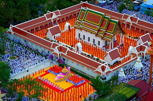 Thái Lan: Chùm ảnh diễu hành quanh Phố phường dịp kỷ niệm ngày Phật Thành đạo