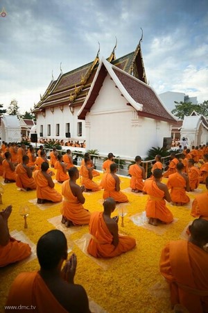 Thái Lan: Chùm ảnh diễu hành quanh Phố phường dịp kỷ niệm ngày Phật Thành đạo