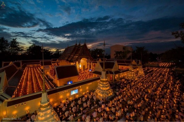 Thái Lan: Chùm ảnh diễu hành quanh Phố phường dịp kỷ niệm ngày Phật Thành đạo